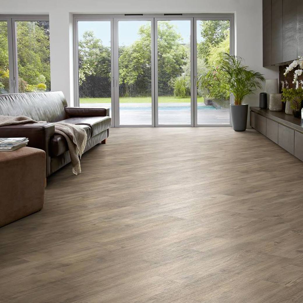 Light Worn Oak Karndean Knight Tile plank