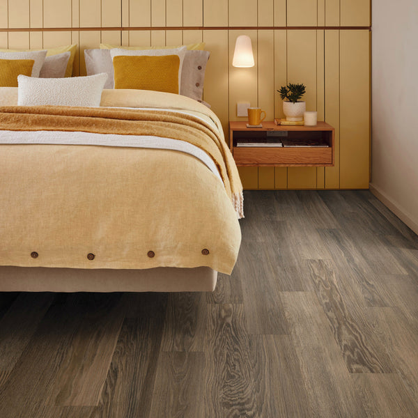 Cocoa Limed Oak Karndean Knight Tile plank